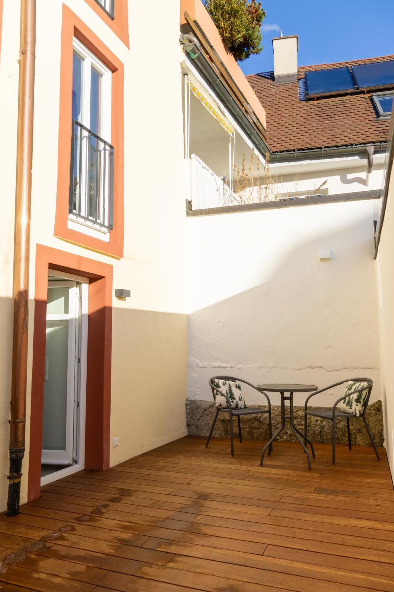 Schwarzwald-Glueck City Eg Mit Terrasse Філлінген-Швеннінген Екстер'єр фото